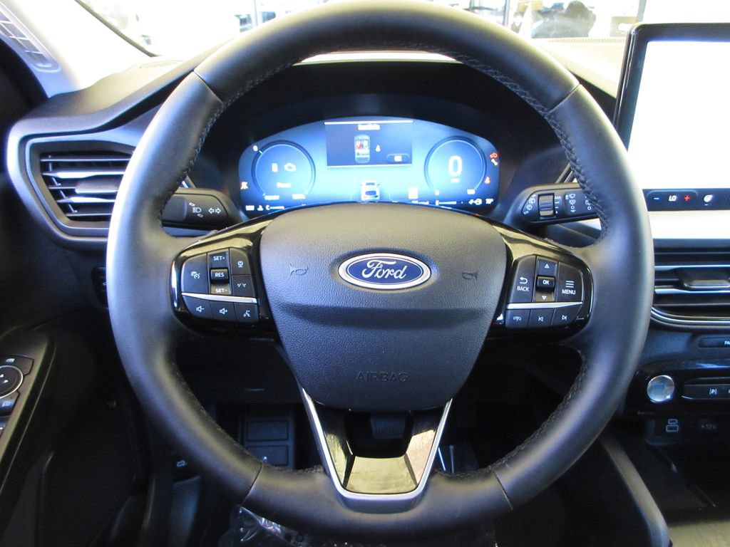 Certified 2024 Ford Escape SE w/ PHEV Premium Package FWD image 14