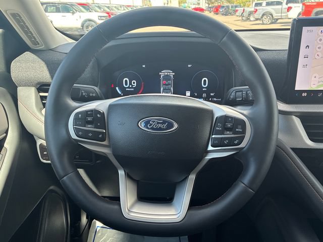 Certified 2025 Ford Explorer Active w/ Active Comfort Package AWD/4WD image 12