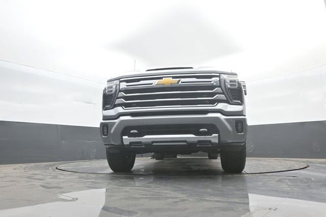 Used 2024 Chevrolet Silverado 2500 High Country w/ High Country Premium Package AWD/4WD image 38
