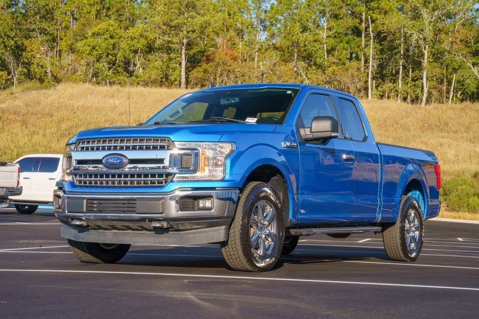 Certified 2019 Ford F150 XLT w/ Equipment Group 302A Luxury AWD/4WD image 3