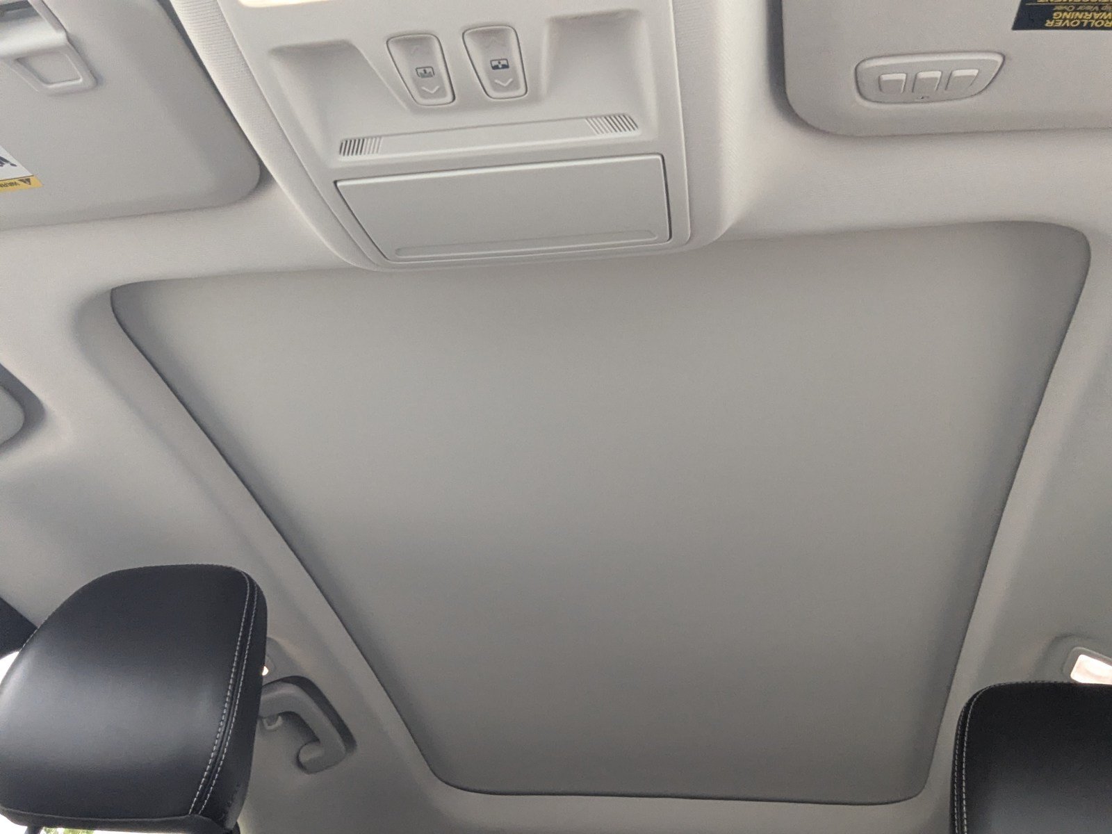 Certified 2025 Ford Escape Platinum AWD/4WD image 14