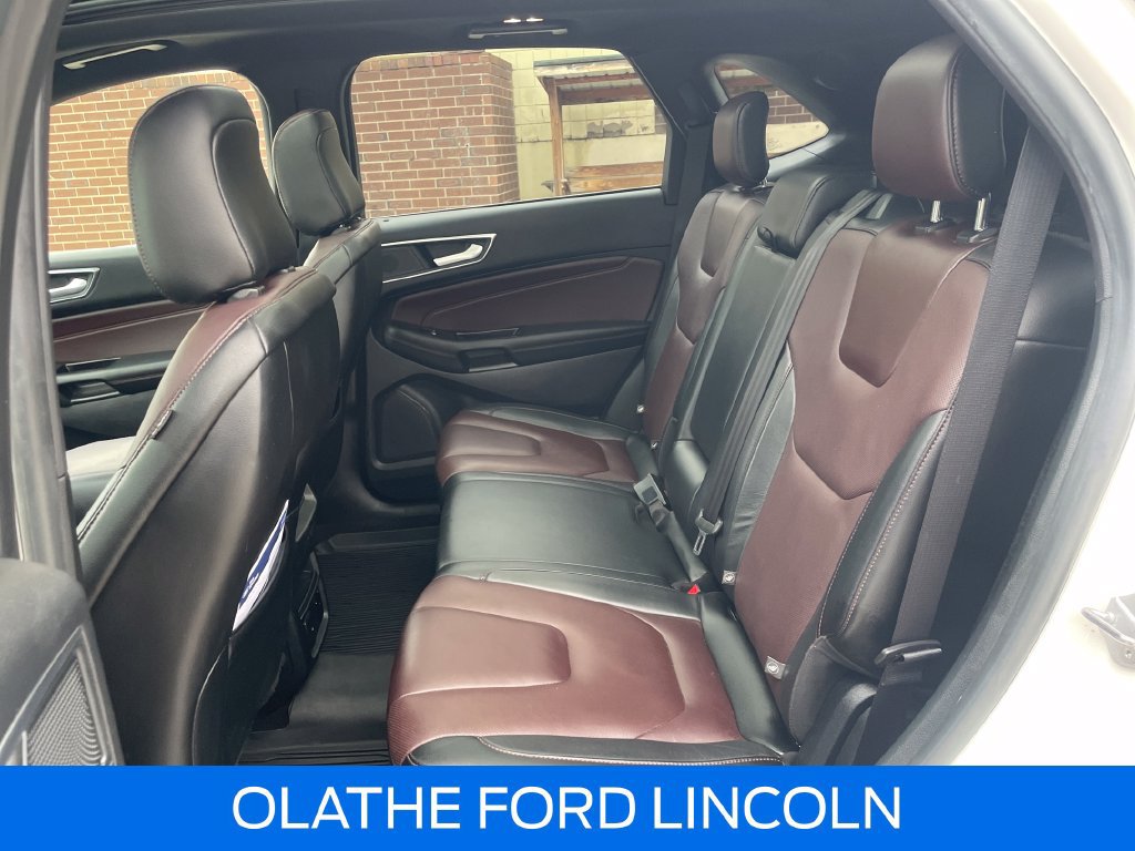 Certified 2020 Ford Edge Titanium w/ Equipment Group 301A AWD/4WD image 22