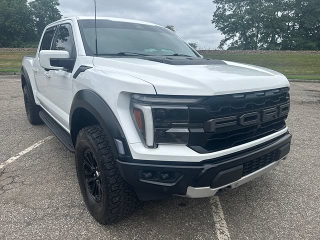 Certified 2024 Ford F150 Raptor AWD/4WD image 3