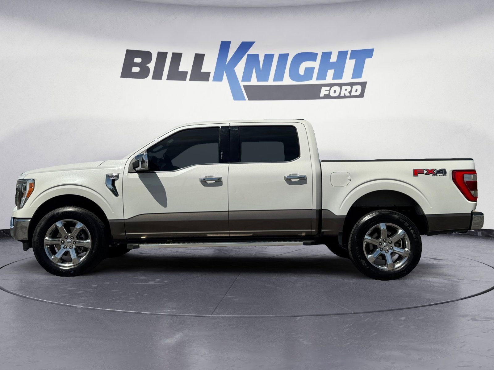 Certified 2022 Ford F150 Lariat w/ Max Trailer Tow Package AWD/4WD image 2