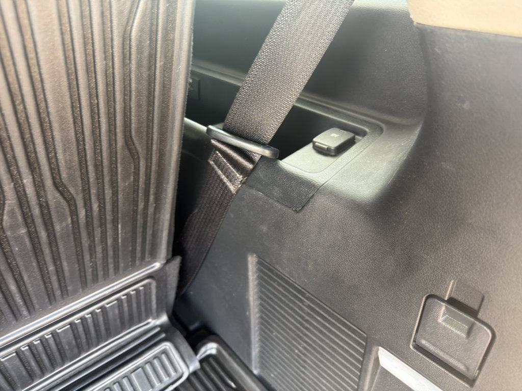 Certified 2022 Ford Expedition XLT RWD image 17