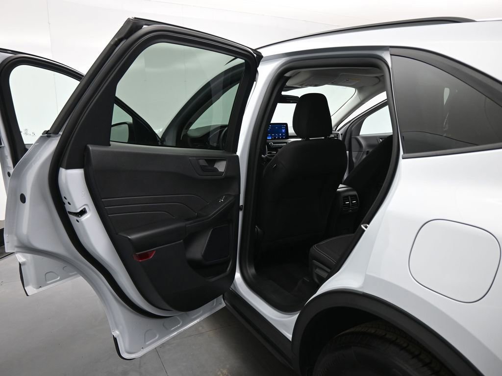 Certified 2025 Ford Escape Active image 45