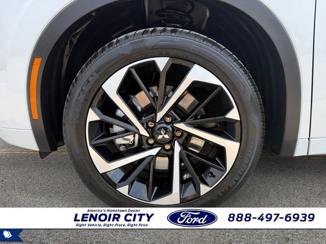 Used 2022 Mitsubishi Outlander SEL image 9