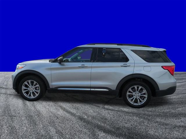 Certified 2021 Ford Explorer XLT w/ Equipment Group 202A AWD/4WD image 7