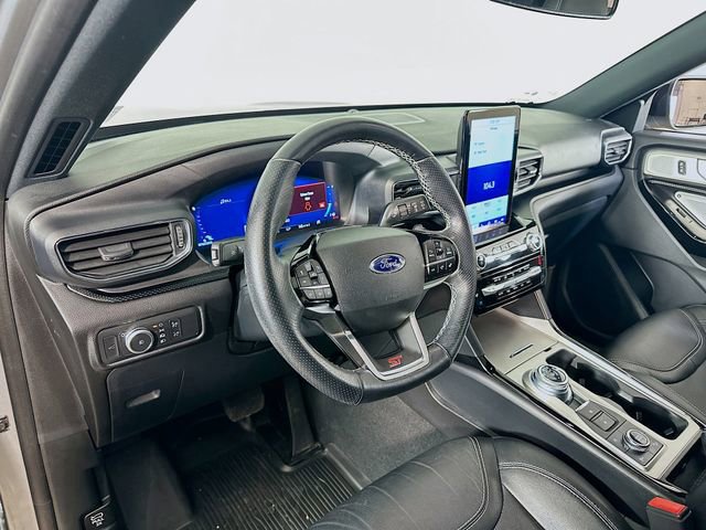Certified 2022 Ford Explorer ST w/ Equipment Group 401A image 20