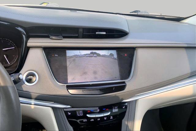 Used 2018 Cadillac XT5 Luxury w/ Driver Awareness Package AWD/4WD image 29