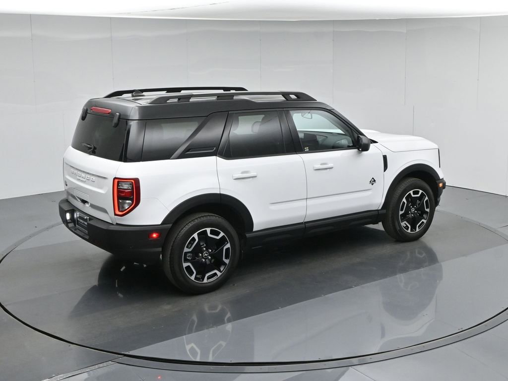 Certified 2024 Ford Bronco Sport Outer Banks w/ Tech Package AWD/4WD image 44