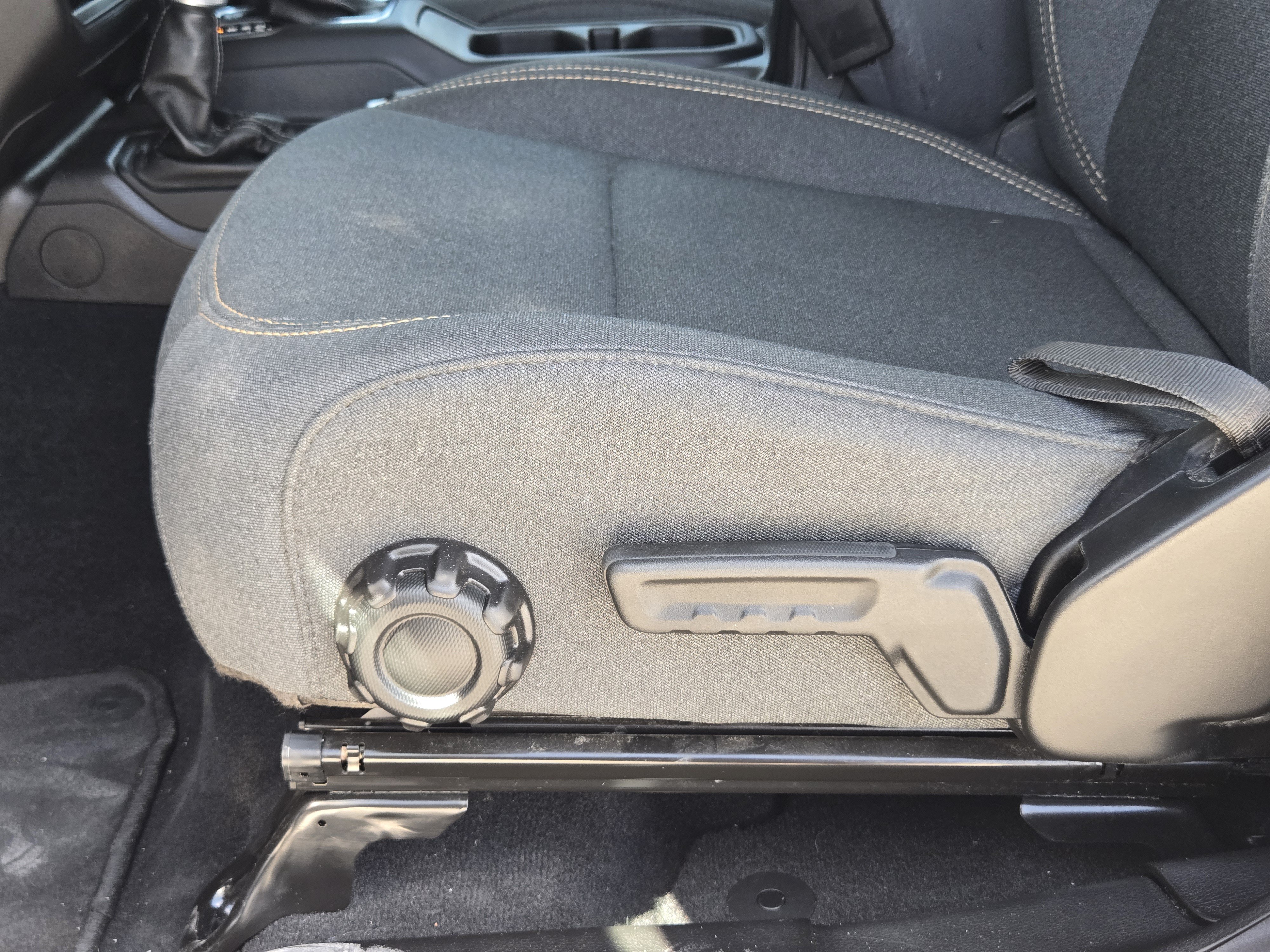 Used 2025 Jeep Gladiator Sport AWD/4WD image 22