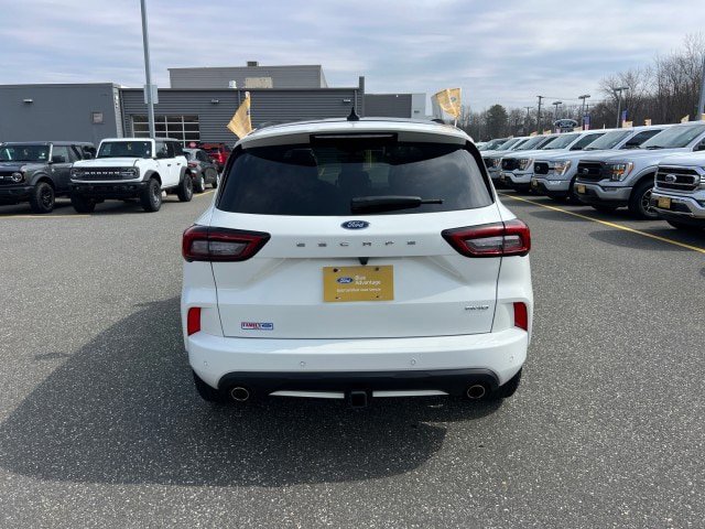 Certified 2024 Ford Escape ST-Line Select w/ Tech Pack #2 AWD/4WD video 2