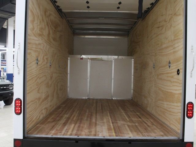 Certified 2024 Ford E-350 and Econoline 350 Super Duty w/ Power Windows & Locks Group image 15