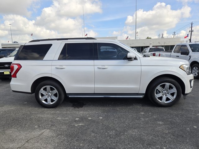 Certified 2019 Ford Expedition XLT w/ Equipment Group 202A image 2