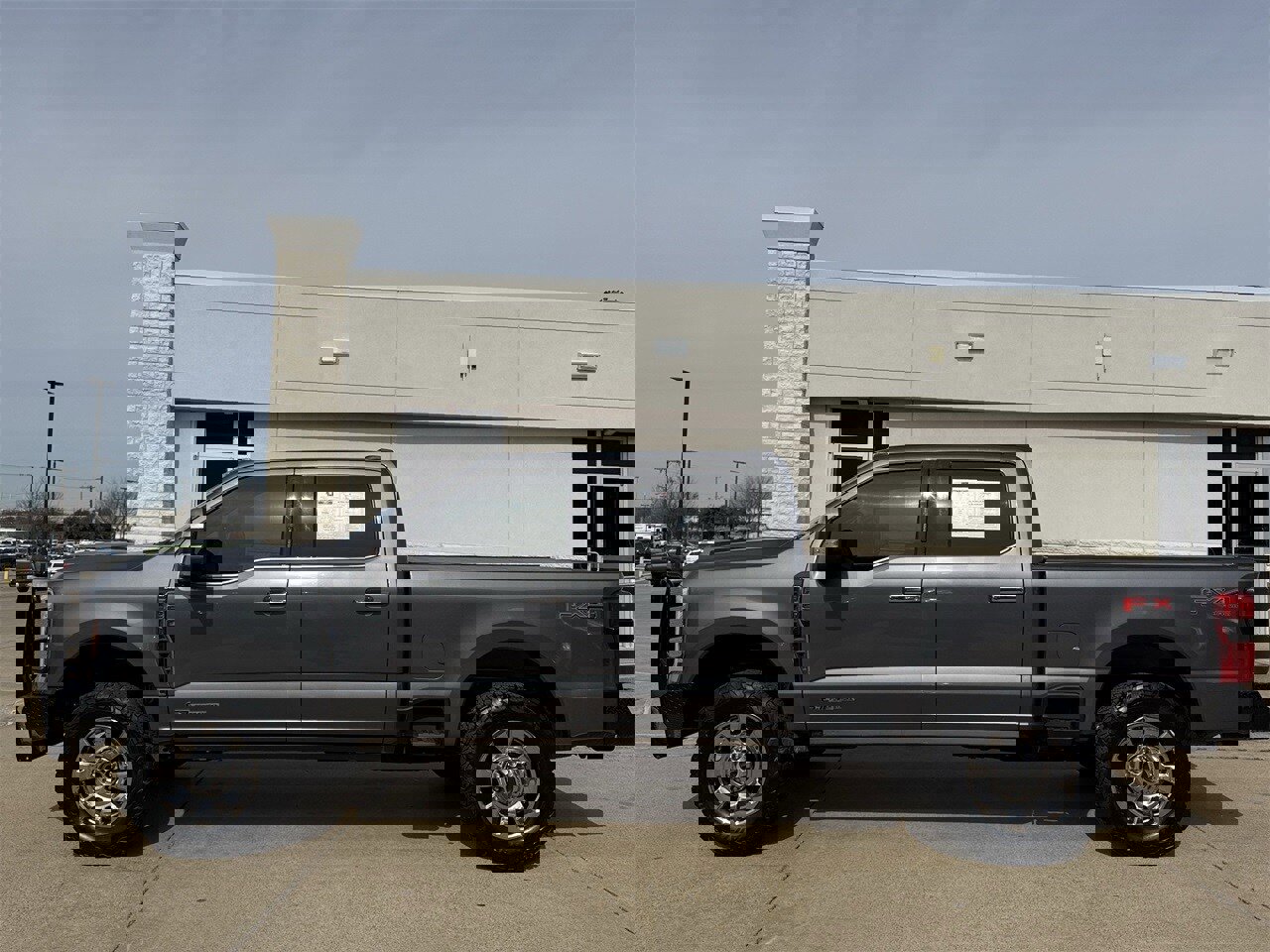 Certified 2024 Ford F250 Lariat w/ Lariat Ultimate Package image 3