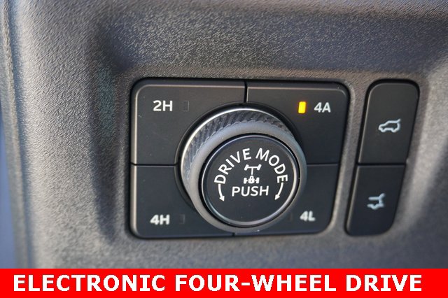 Certified 2025 Ford Expedition Tremor image 8
