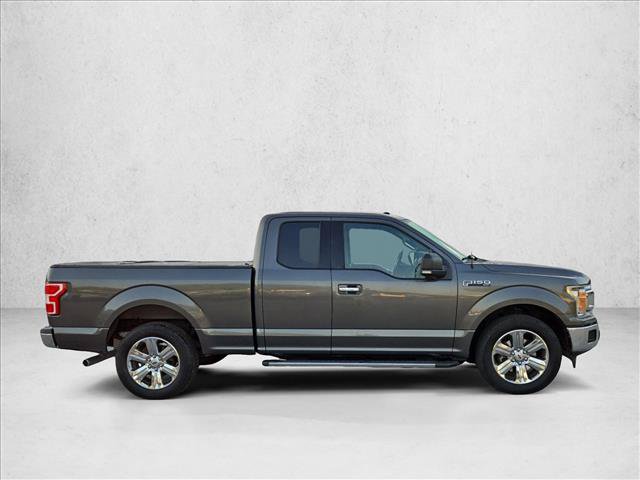 Certified 2018 Ford F150 XLT w/ Equipment Group 302A Luxury RWD image 4