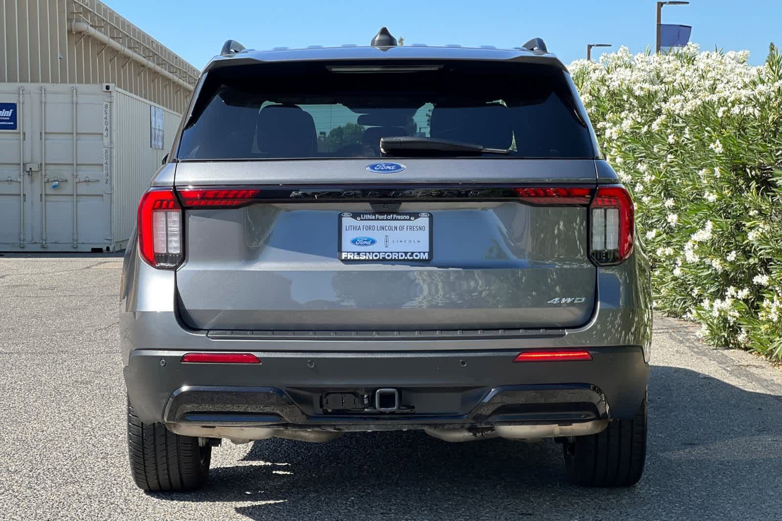 Certified 2025 Ford Explorer ST-Line w/ ST-Line Street Pack AWD/4WD image 8