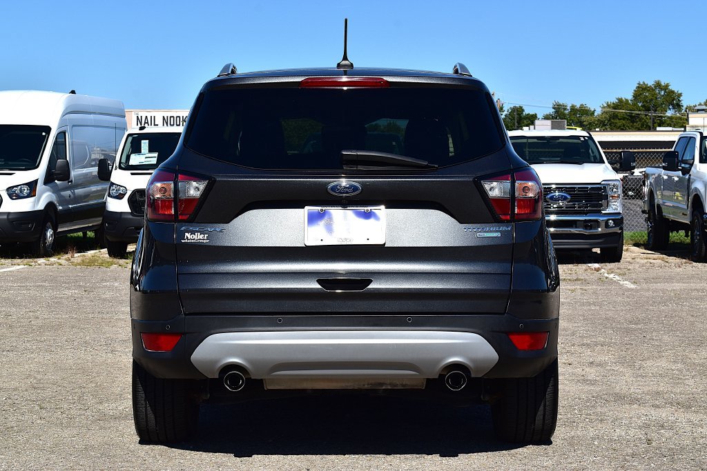 Certified 2018 Ford Escape Titanium FWD image 8