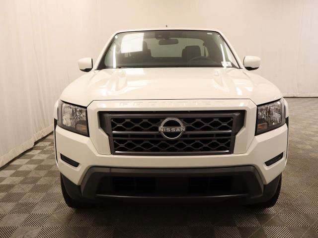 Used 2024 Nissan Frontier SV image 11