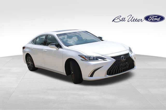 Used 2025 Lexus ES 350 w/ Premium Package FWD image 3