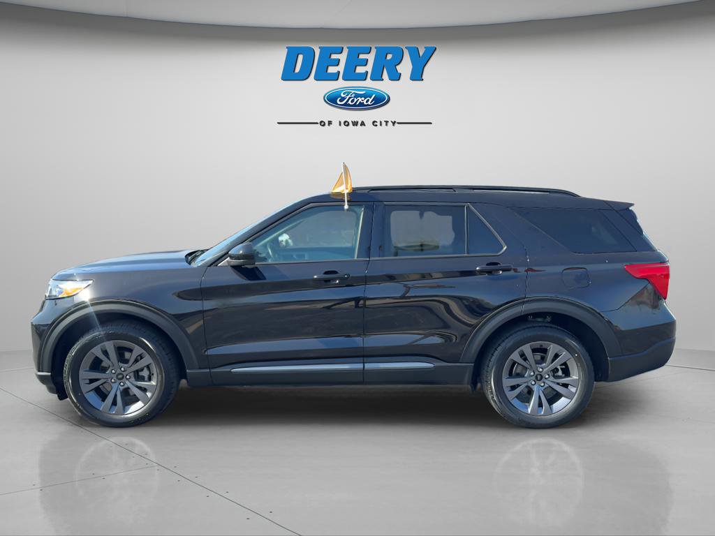 Certified 2024 Ford Explorer XLT w/ Equipment Group 202A AWD/4WD image 2