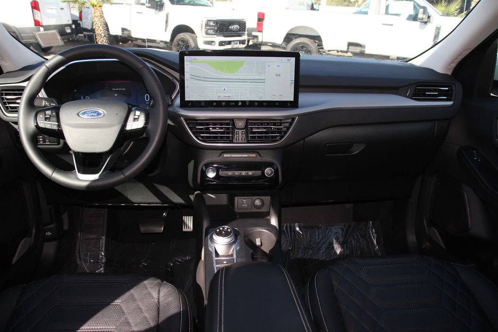 Certified 2023 Ford Escape SE w/ PHEV Premium Package FWD image 19