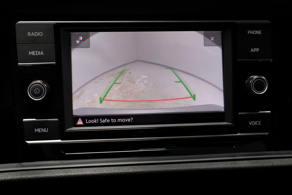 Used 2024 Volkswagen Jetta SE image 9