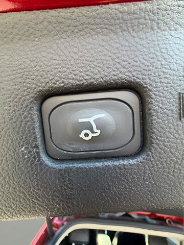 Certified 2023 Ford Edge SEL w/ Convenience Package AWD/4WD image 12