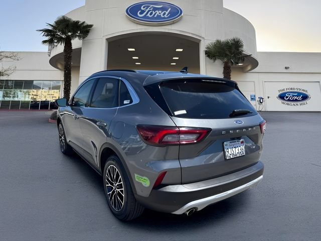 Certified 2023 Ford Escape SE w/ PHEV Premium Package FWD image 8