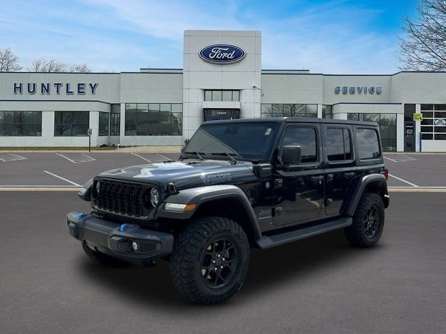 Used 2024 Jeep Wrangler Unlimited AWD/4WD image 1