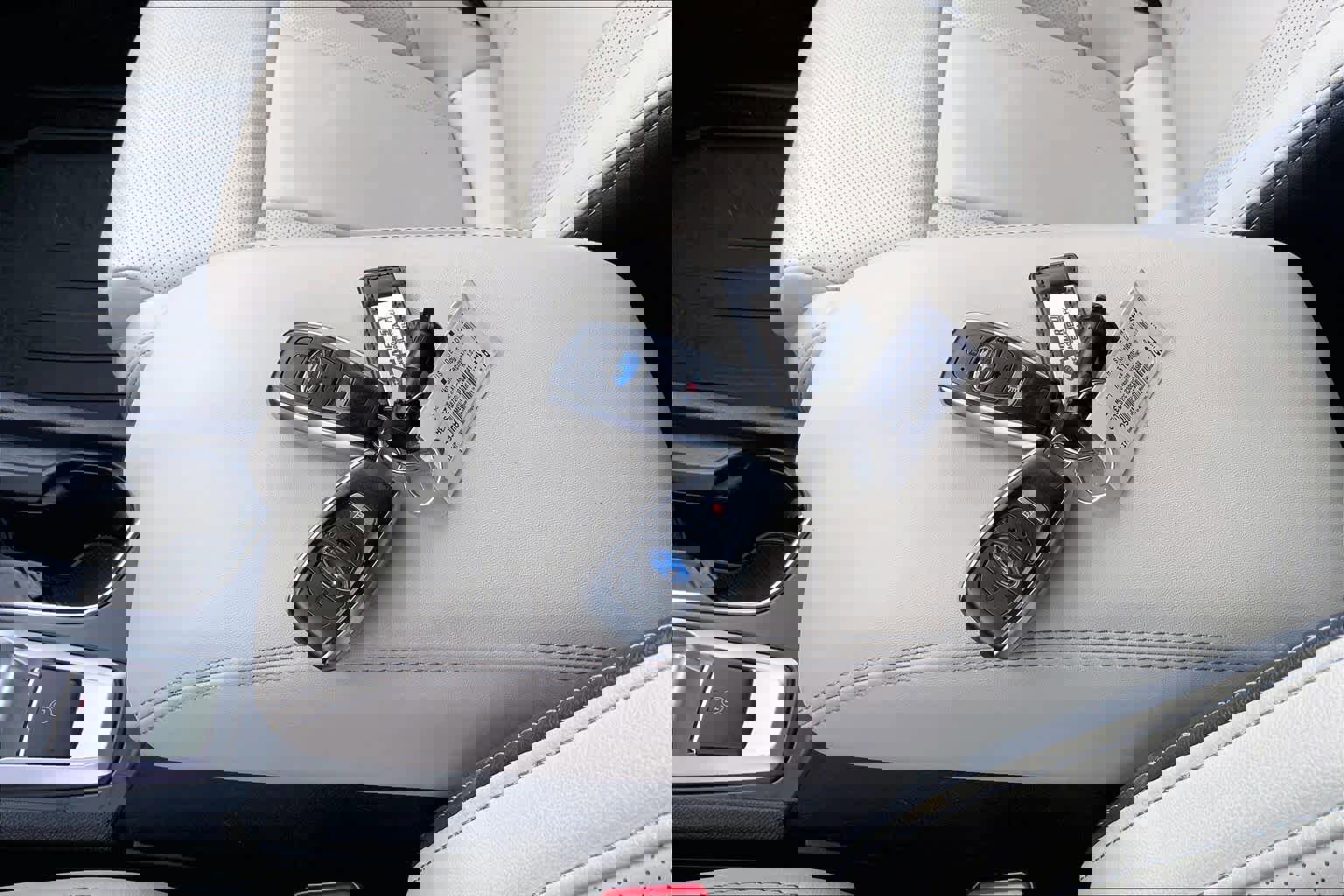 Used 2023 Subaru Ascent Limited w/ Technology Package image 12