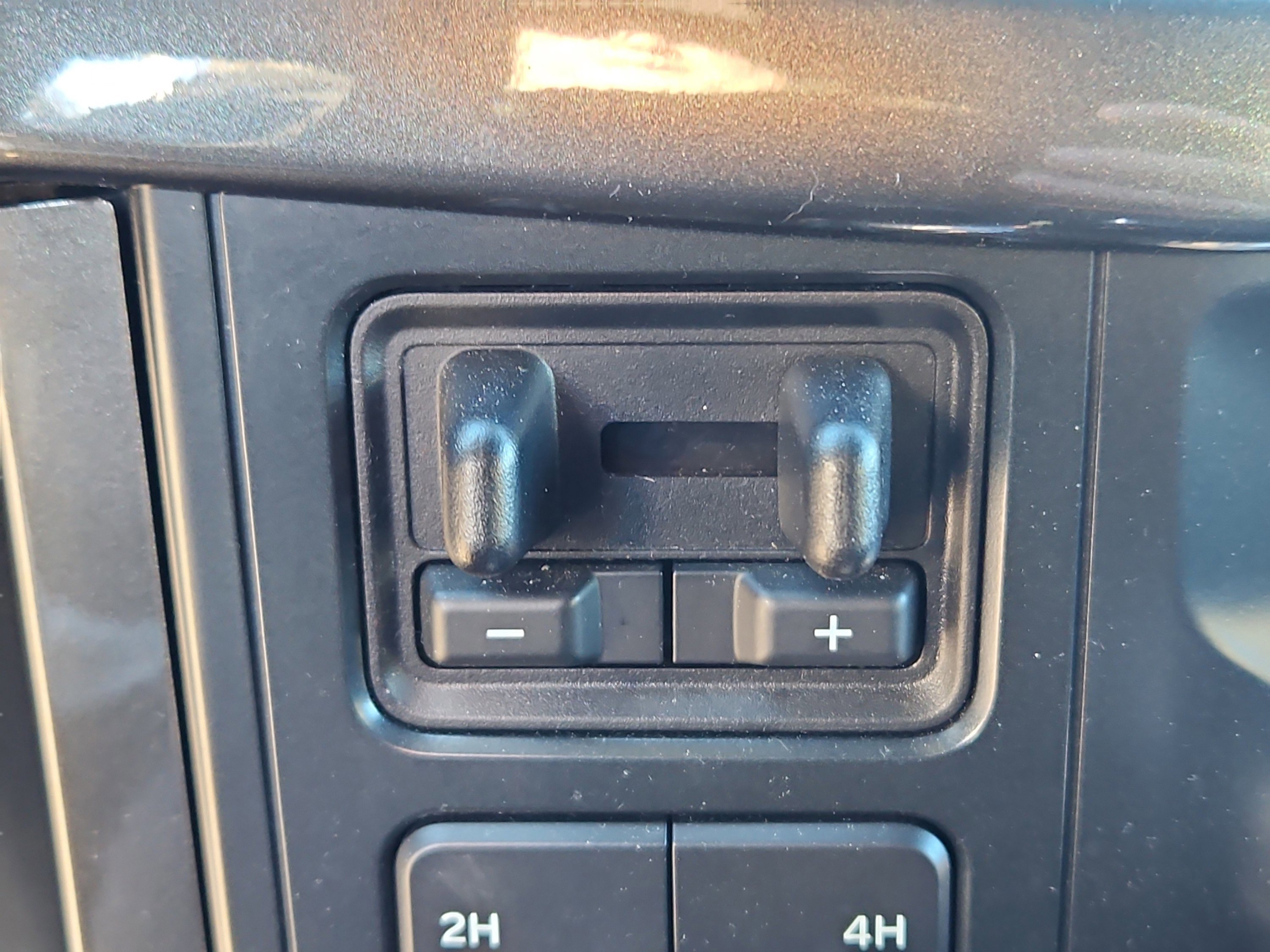 Certified 2022 Ford F150 XLT w/ Equipment Group 302A High image 18