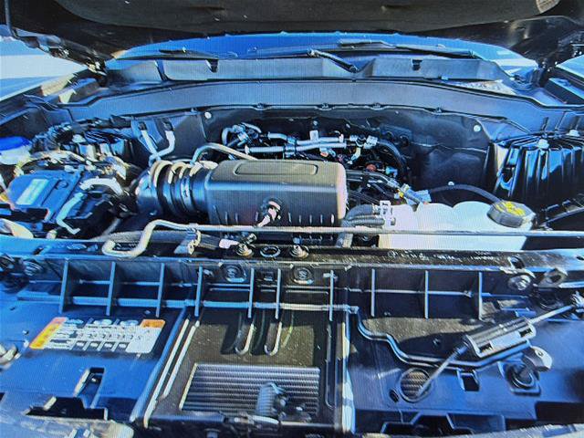 Certified 2024 Ford Explorer XLT w/ Equipment Group 202A AWD/4WD image 6