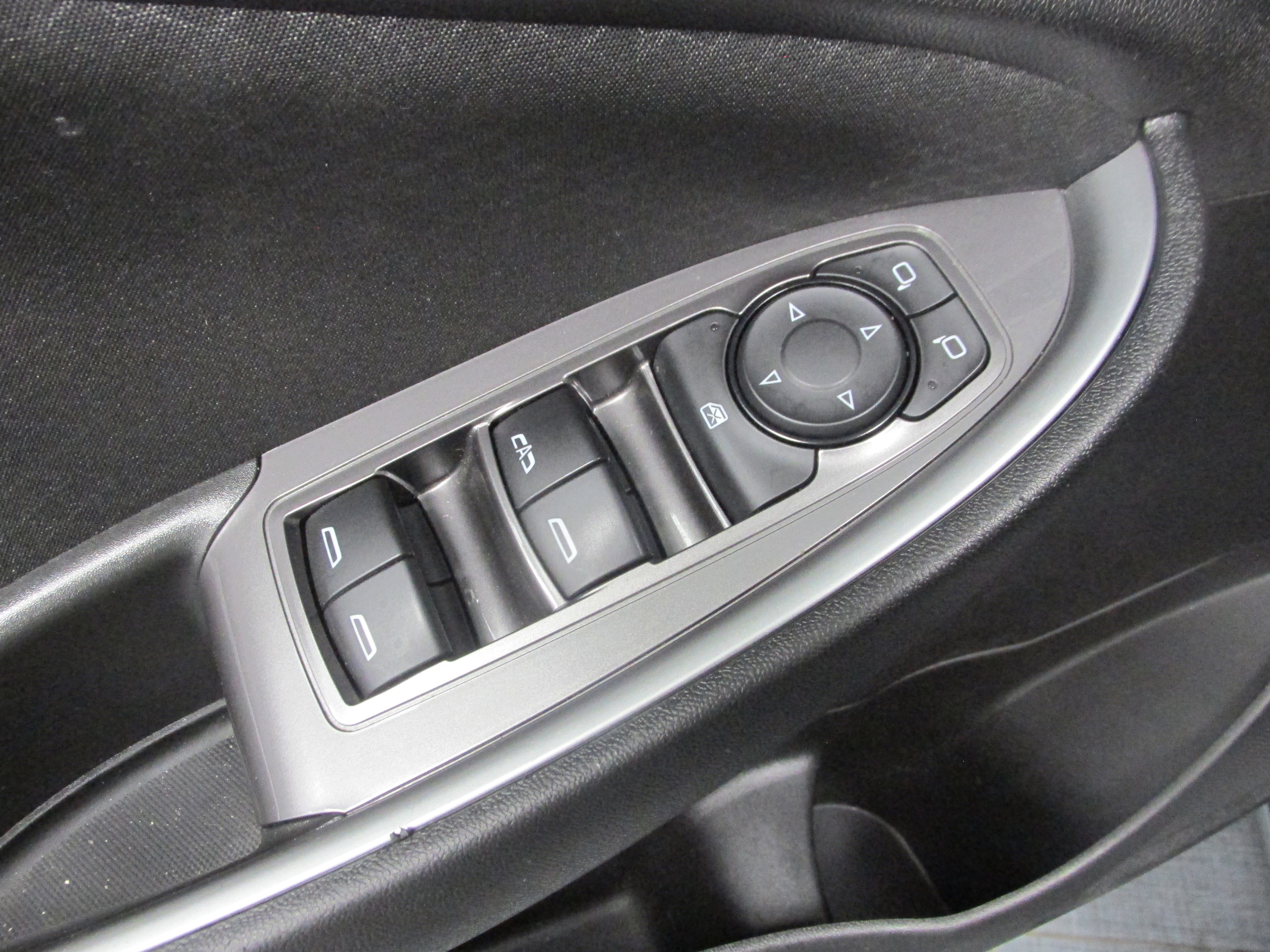 Used 2024 Chevrolet Malibu LT image 28