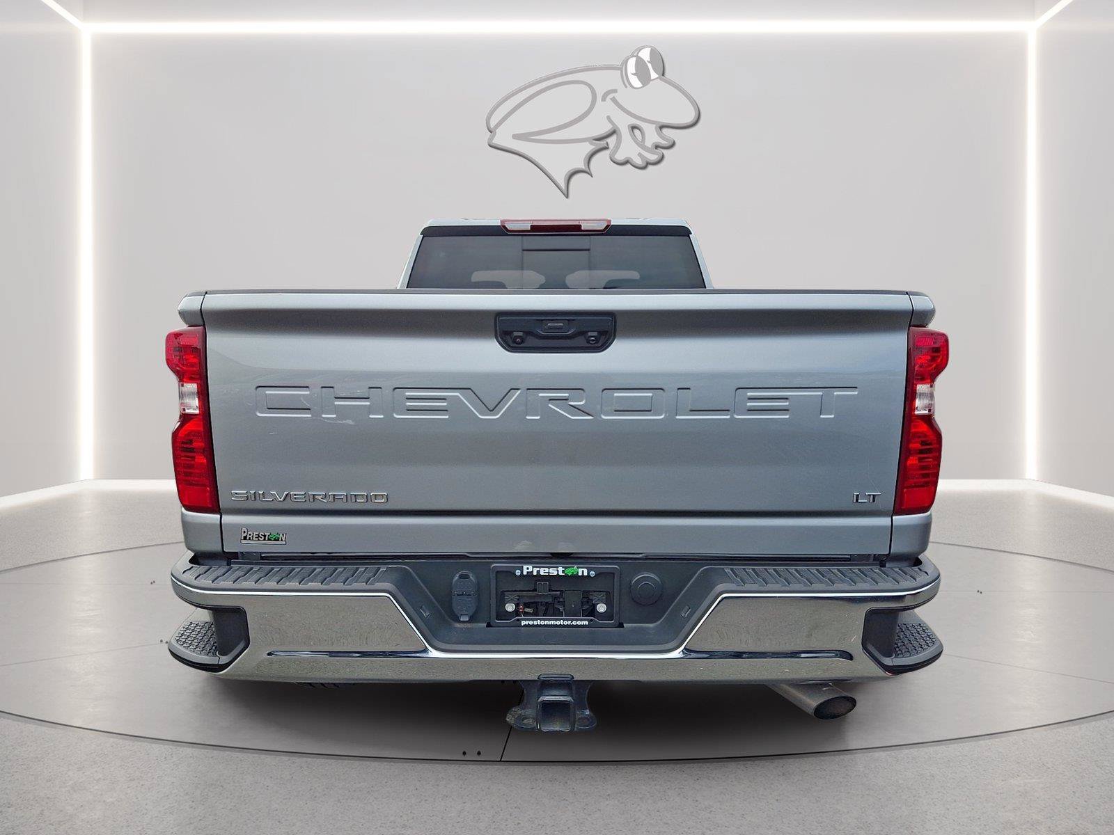 Used 2024 Chevrolet Silverado 2500 LT w/ Convenience Package AWD/4WD image 4