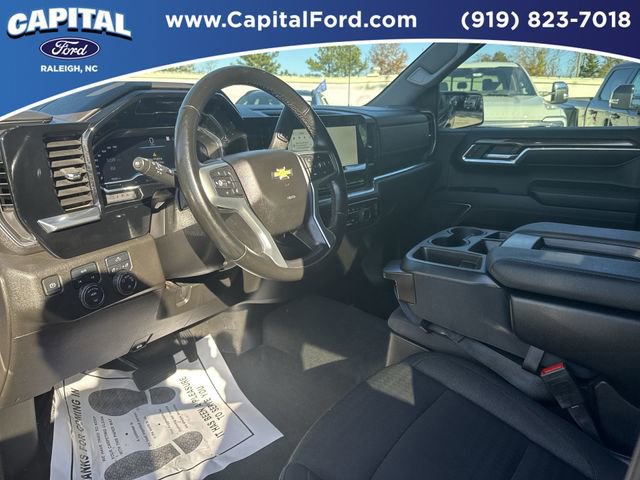 Used 2023 Chevrolet Silverado 1500 LT image 18