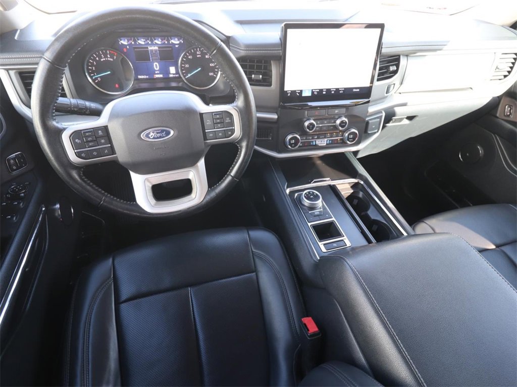 Certified 2022 Ford Expedition XLT image 7
