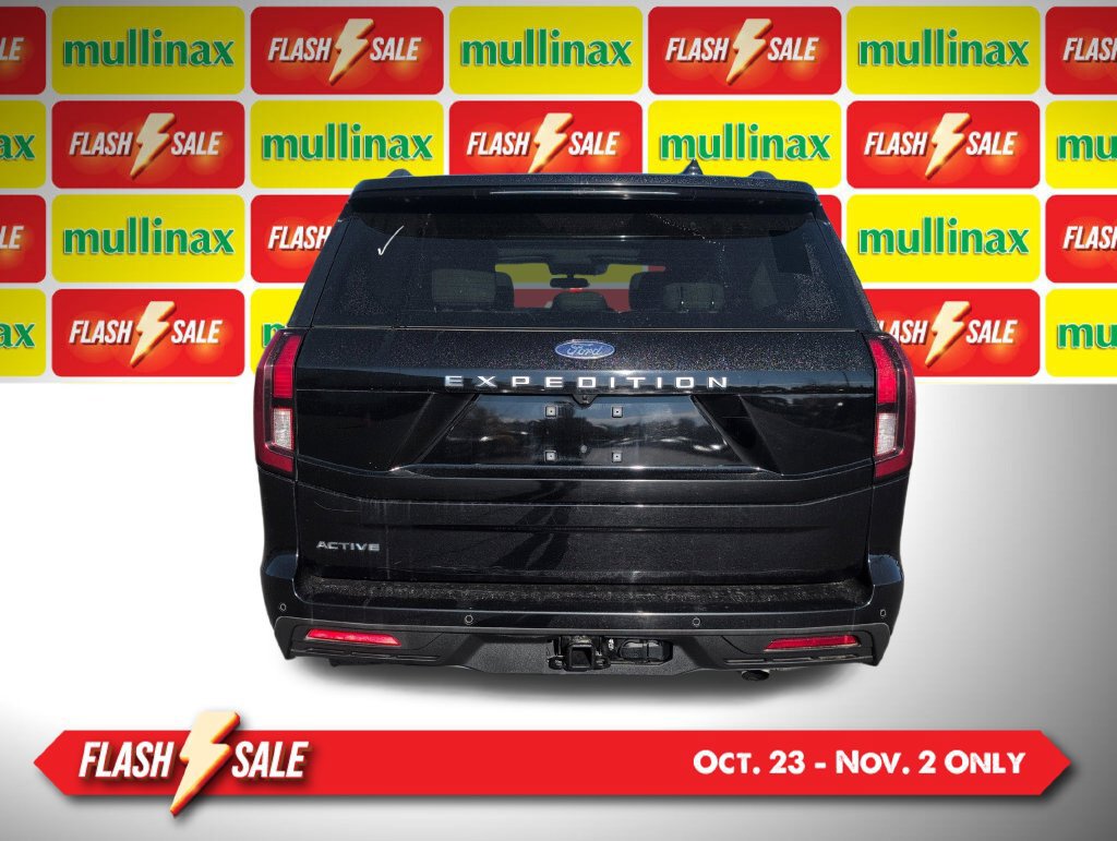 Certified 2025 Ford Expedition Active AWD/4WD image 35