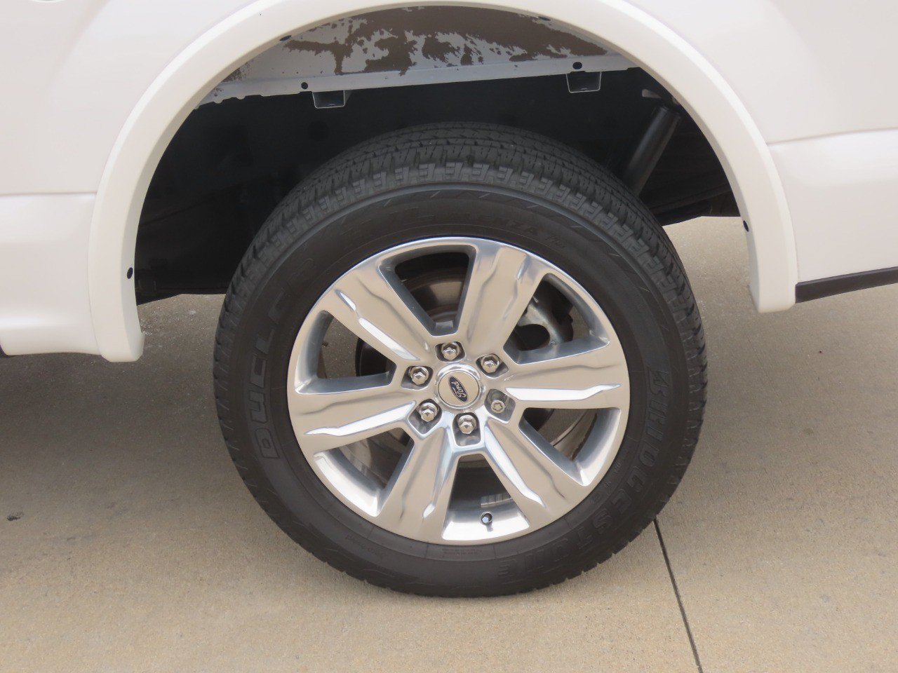 Certified 2019 Ford F150 Platinum w/ Equipment Group 701A Luxury AWD/4WD image 15