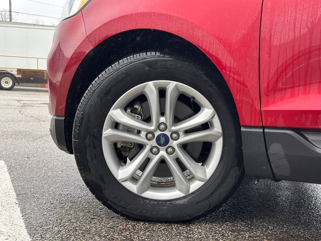Certified 2019 Ford Edge SEL w/ Equipment Group 201A AWD/4WD image 8