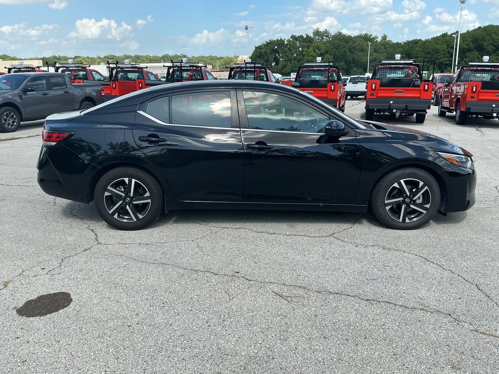 Used 2024 Nissan Sentra SV FWD image 7