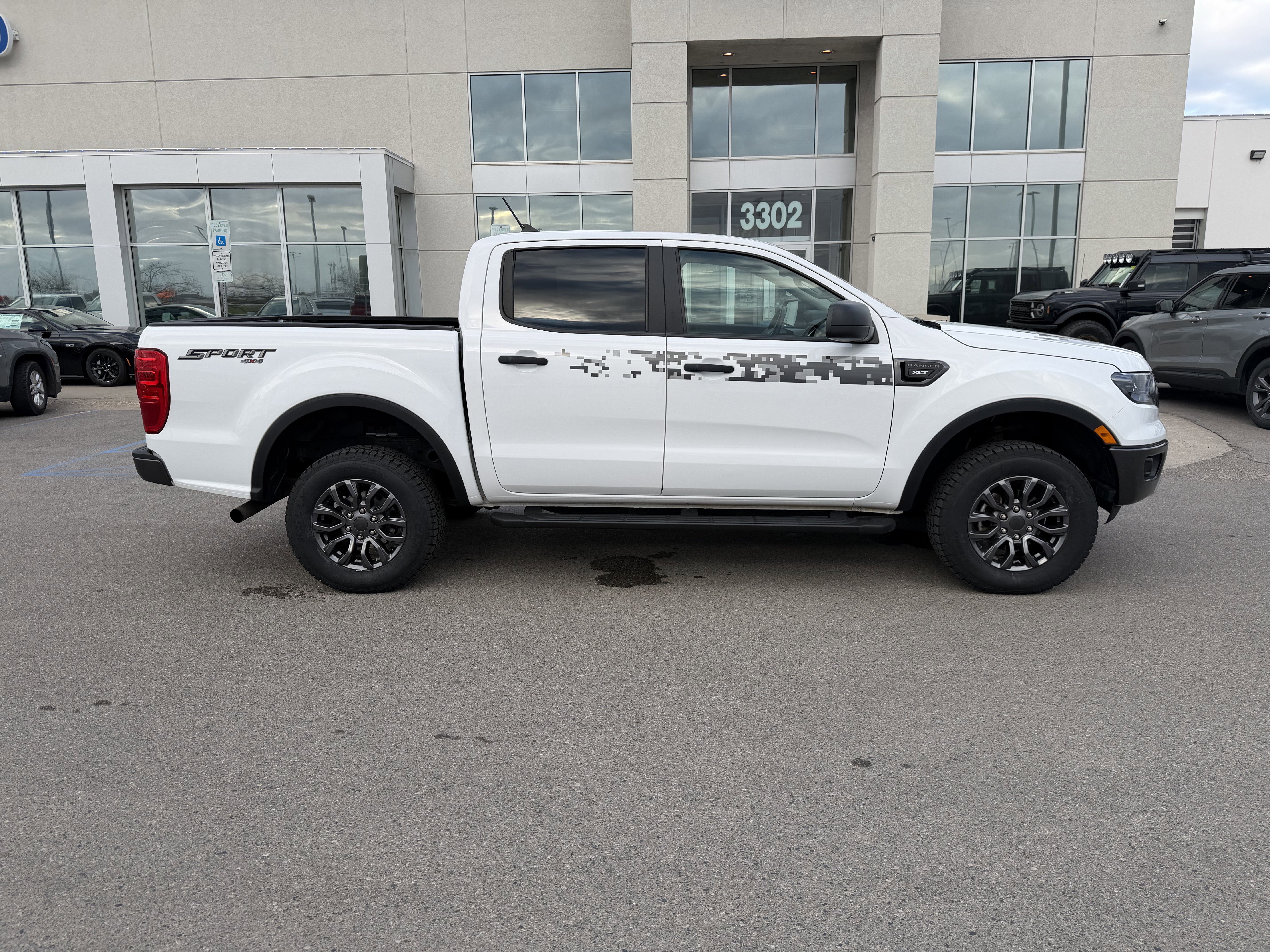 Certified 2022 Ford Ranger XLT w/ Equipment Group 301A Mid AWD/4WD image 9