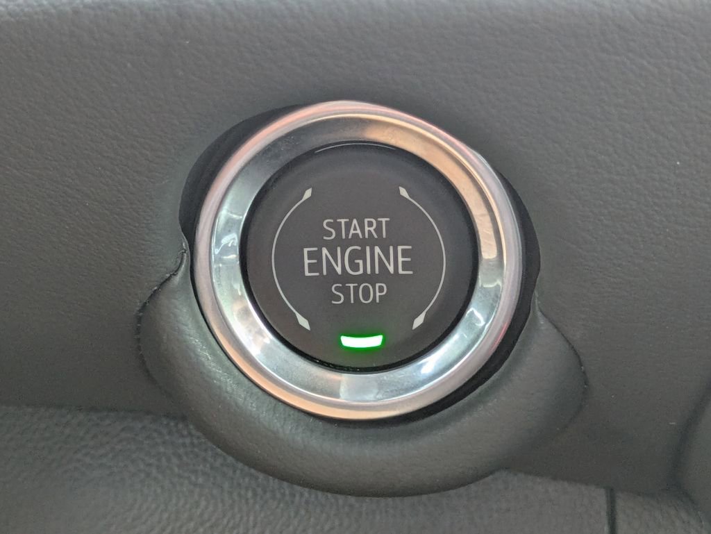Used 2026 Chevrolet Tahoe Premier AWD/4WD image 29
