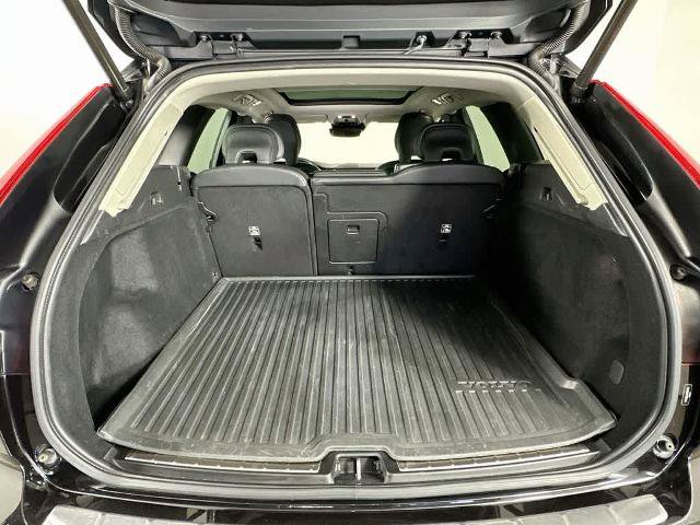 Used 2021 Volvo XC60 T5 Inscription w/ Protection Package Premier FWD image 19