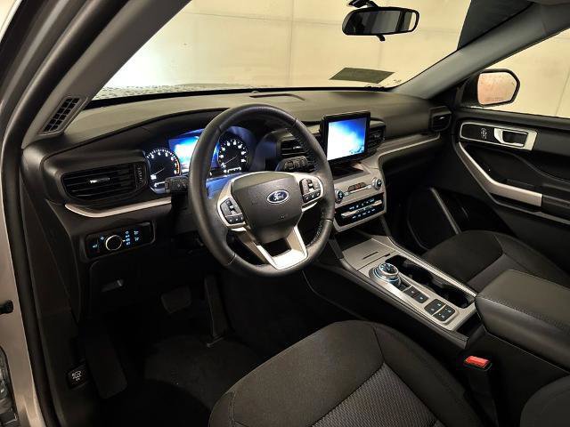 Certified 2023 Ford Explorer XLT image 8