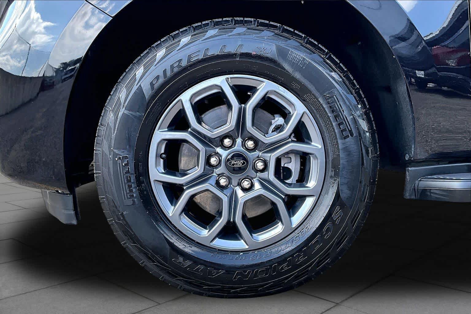 Certified 2025 Ford Expedition Active RWD image 13