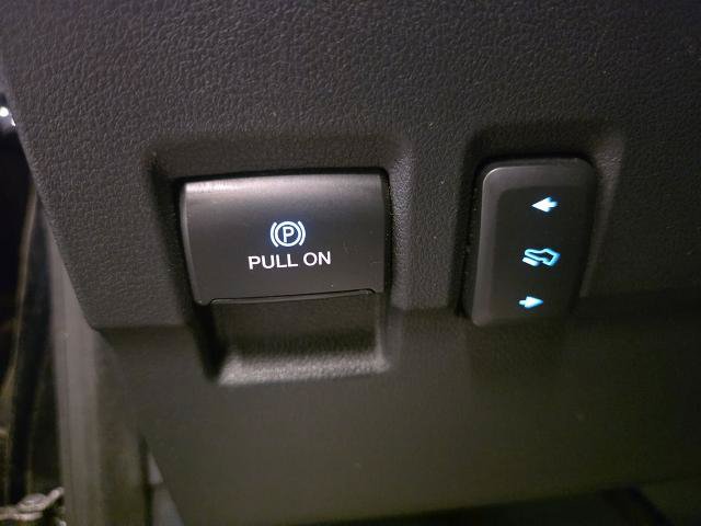 Certified 2023 Ford F350 Lariat w/ Lariat Ultimate Package AWD/4WD image 24