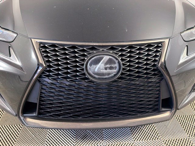 Used 2018 Lexus IS 300 F Sport w/ F Sport Package RWD image 5
